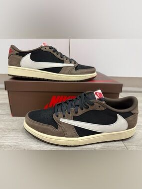 Travis Scott Air Jordan 1 Low CQ4277-001 Black Dark Mocha University Red Sail 12